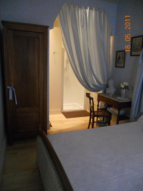 Les Drapiers De Villenouvelle Montauban Quarto foto
