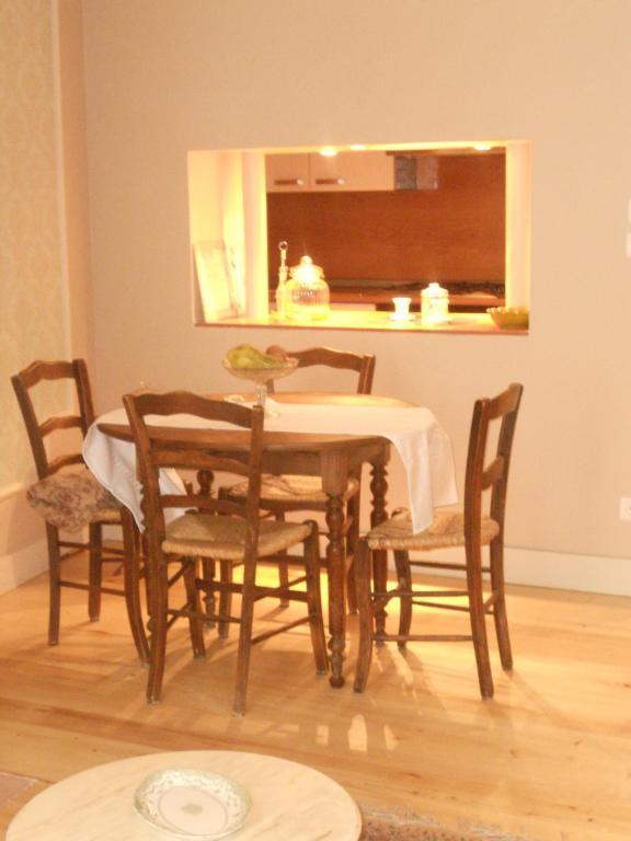 Les Drapiers De Villenouvelle Montauban Quarto foto